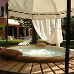 Grand Tour Apartman