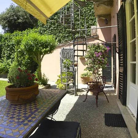 Grand Tour Apartment Pisa