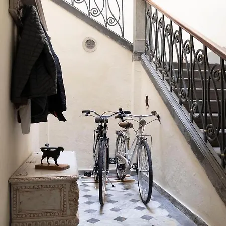 Grand Tour Apartment