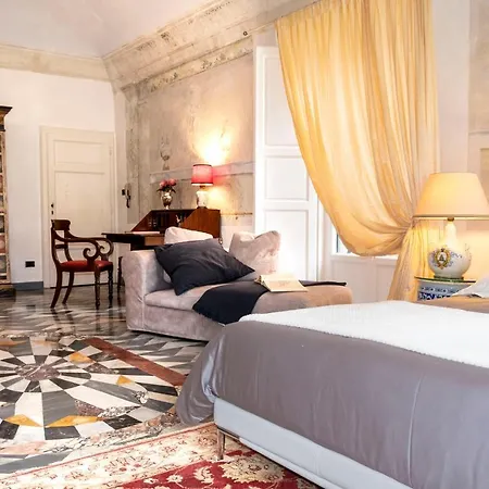 Apartment Grand Tour